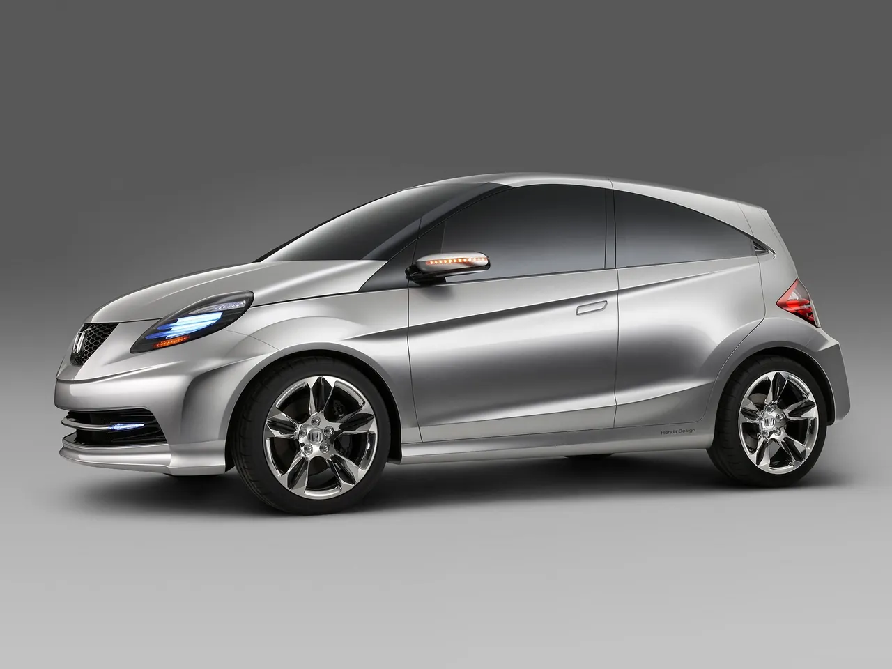 Honda New Small Concept (2010) – boční profil