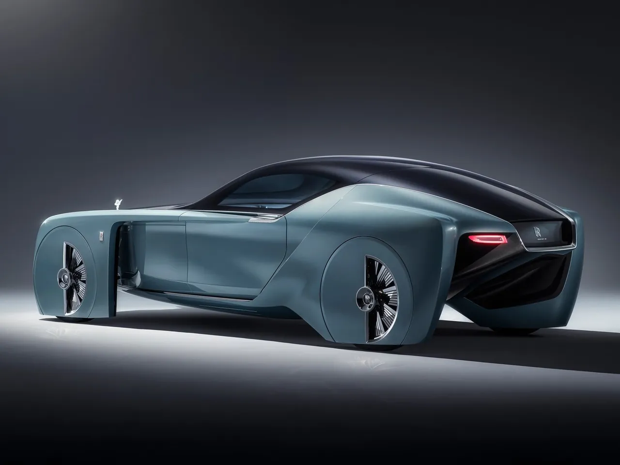 Rolls-Royce 103EX Vision Next 100 Concept (2016) – zadní tříčtvrteční pohled