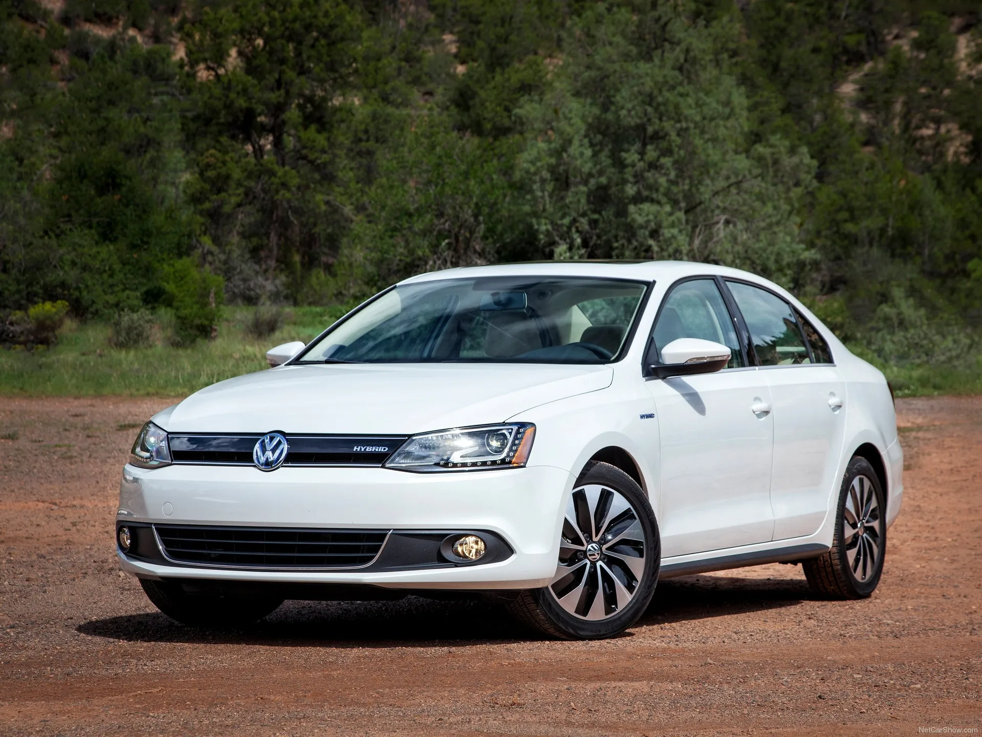 Volkswagen Jetta Hybrid (2013)