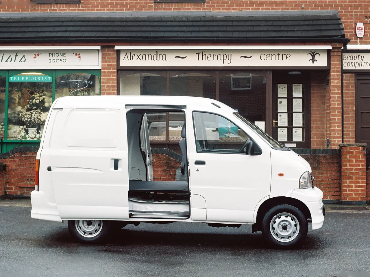 Daihatsu Extol Compact Van (2005) – boční profil