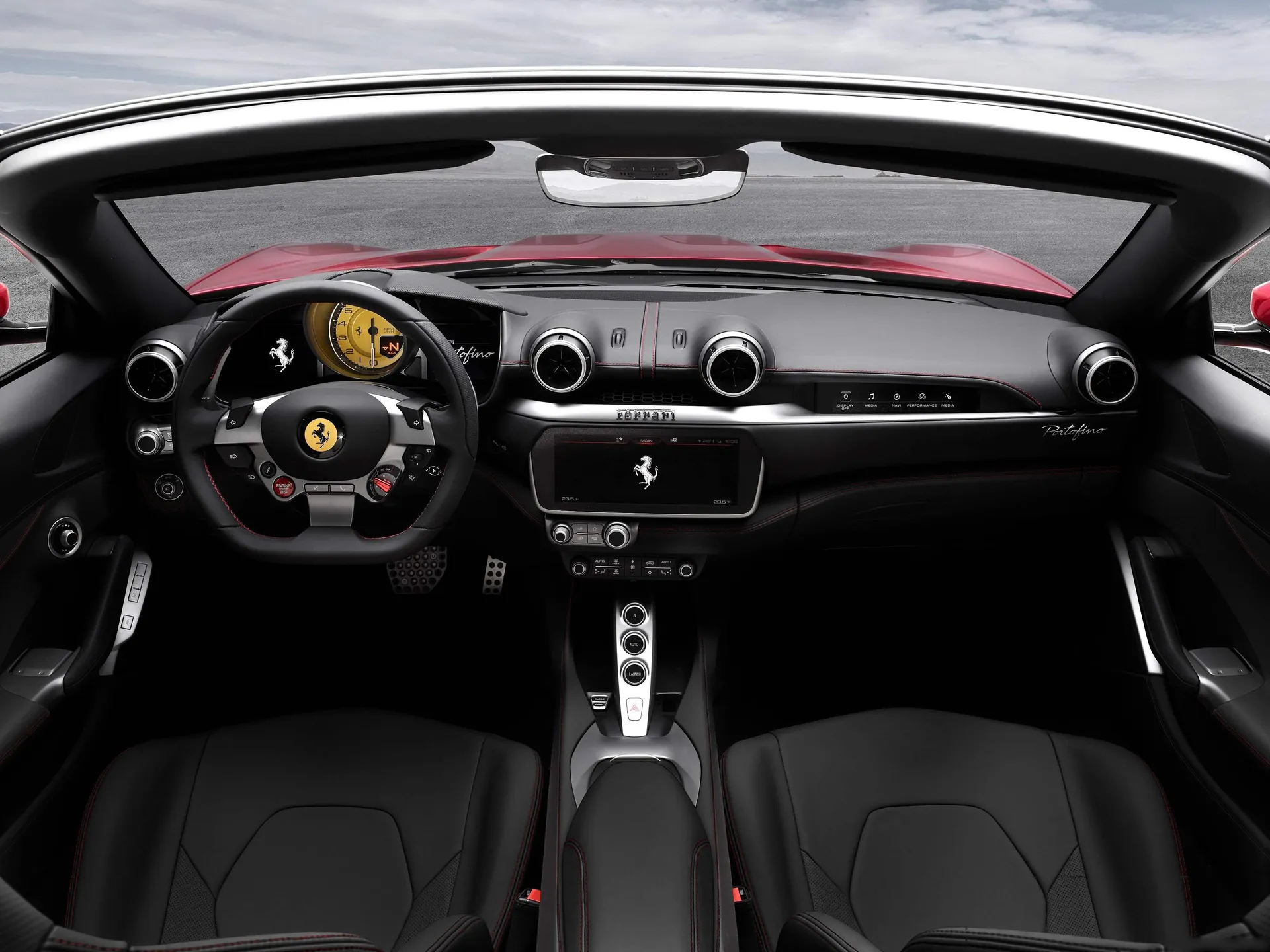 Ferrari Portofino (2018) – interiér