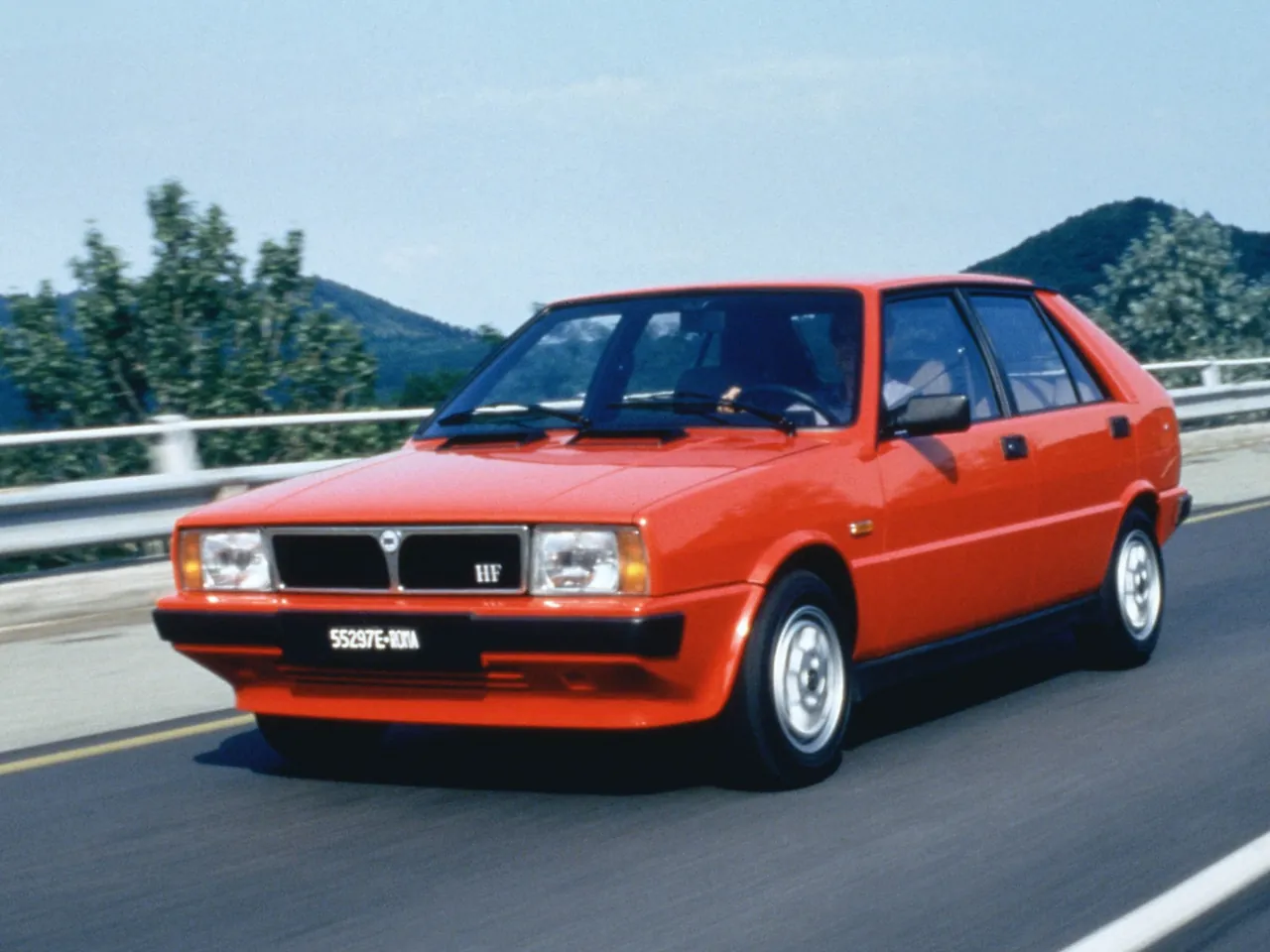 Lancia Delta 1.6 HF Turbo (1983)