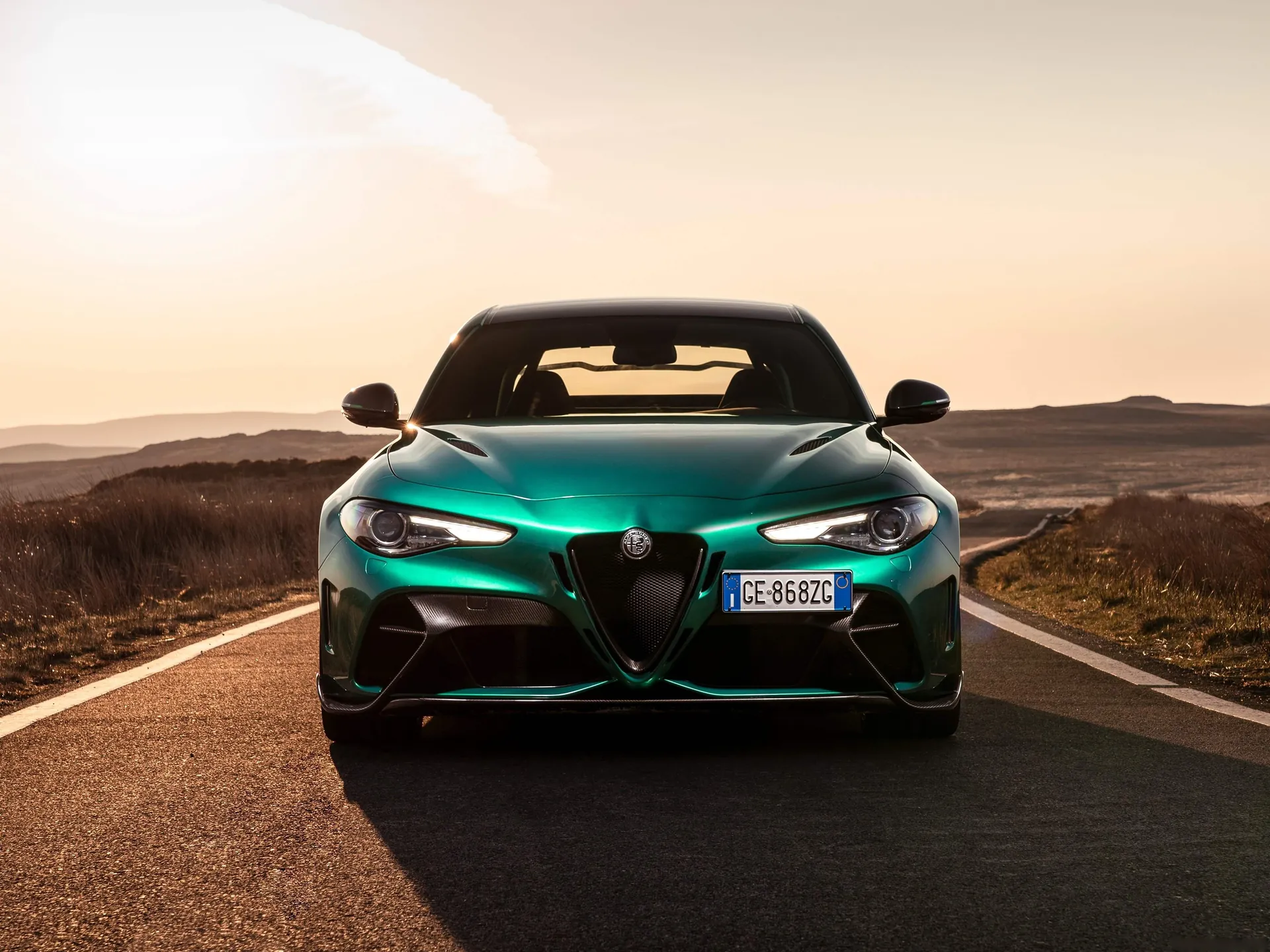 Alfa Romeo Giulia GTA (2021) – zepředu