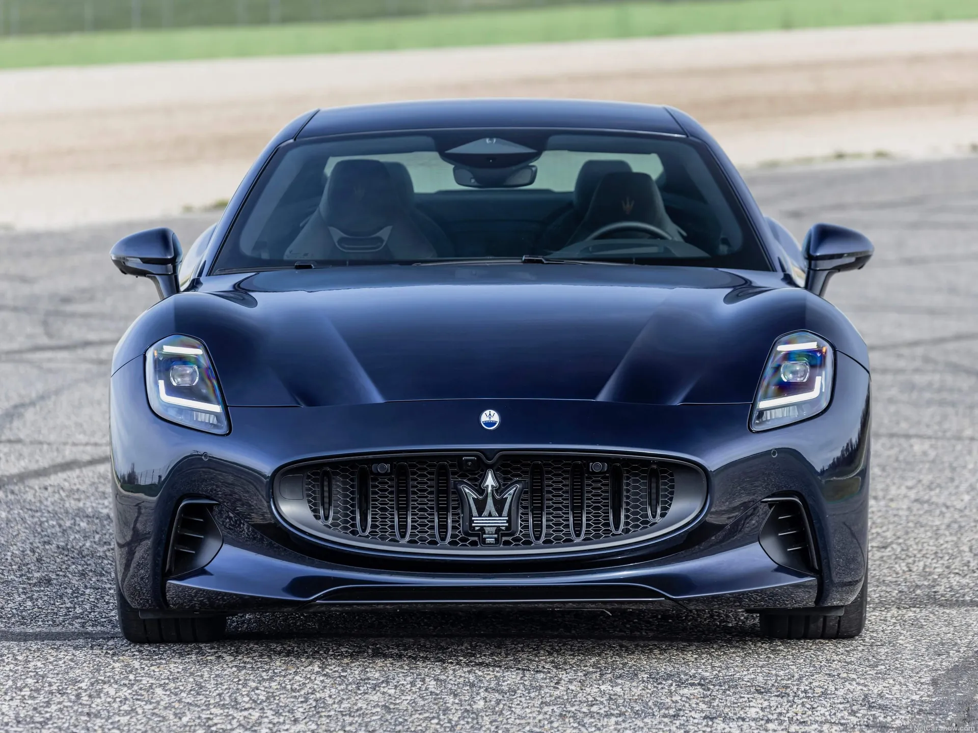 Maserati GranTurismo Folgore (2023) – zepředu
