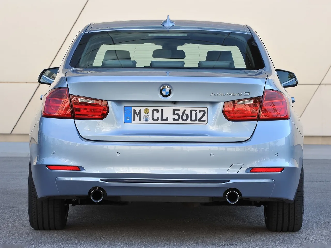 BMW 3 ActiveHybrid (2013) – zezadu