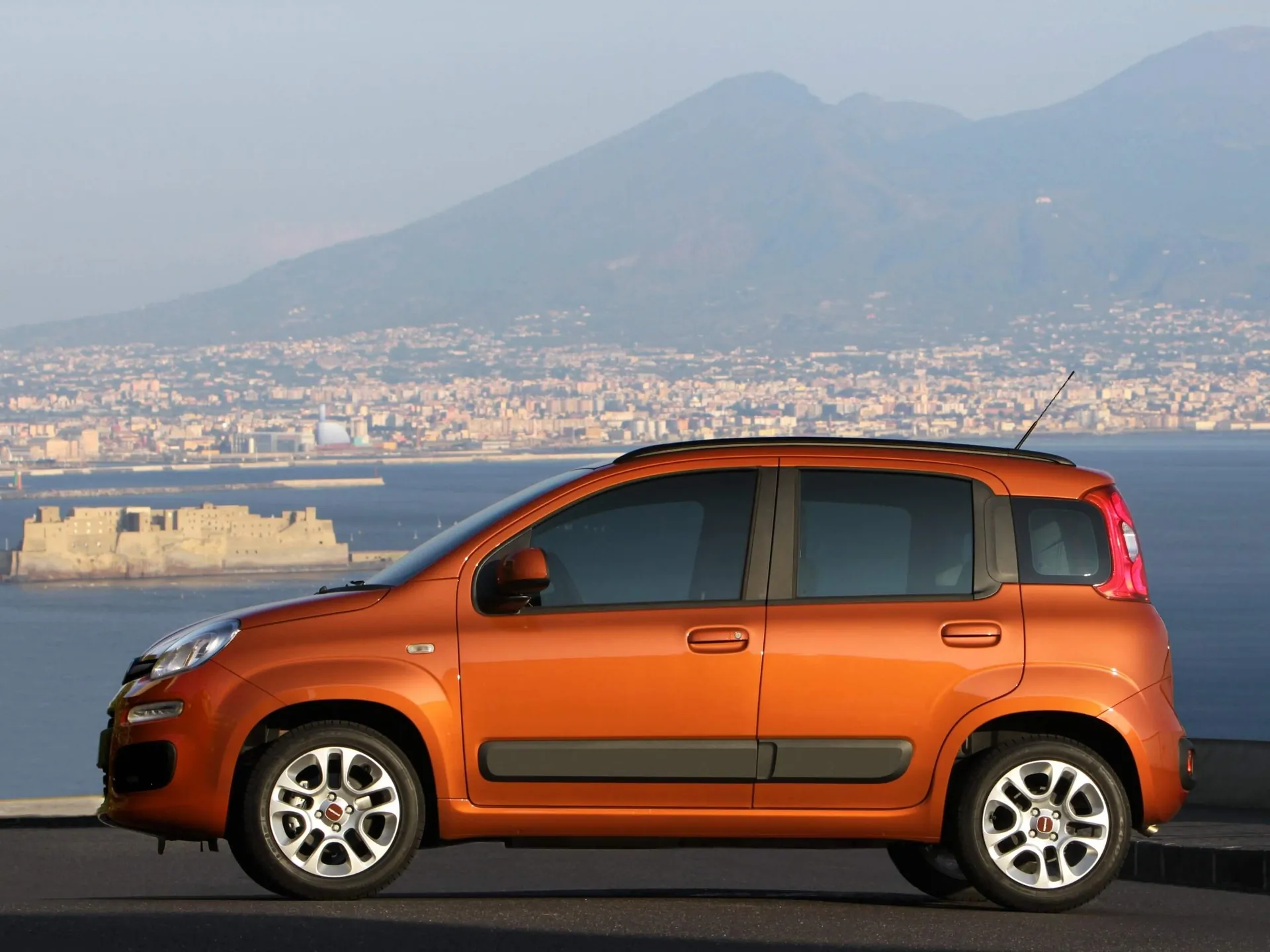 Fiat Panda (2013) – boční profil