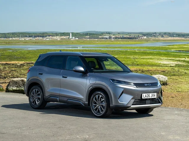 BYD Atto 2 DM-i [UK] (2026)