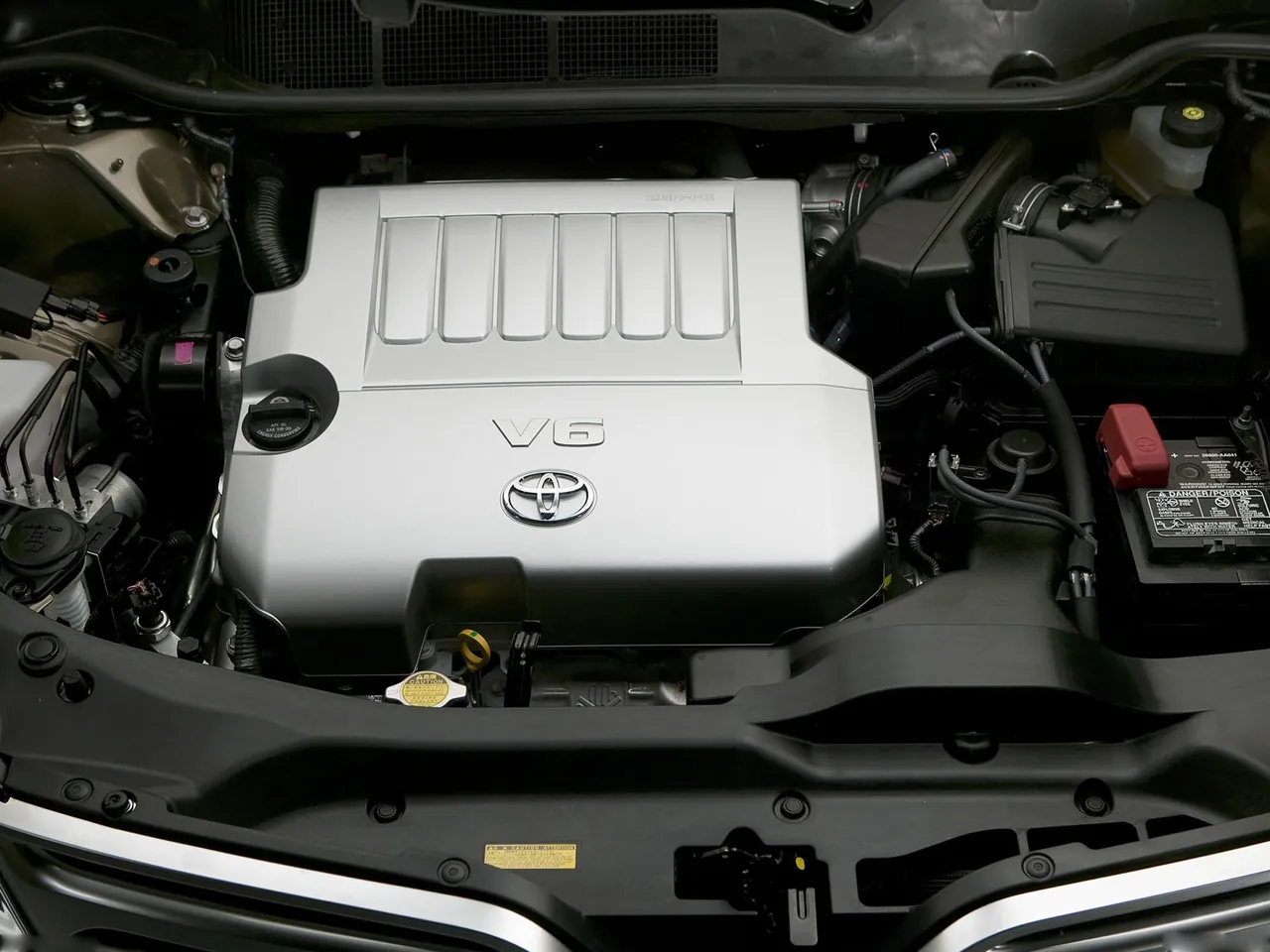 Toyota Venza (2009) - Engine Bay