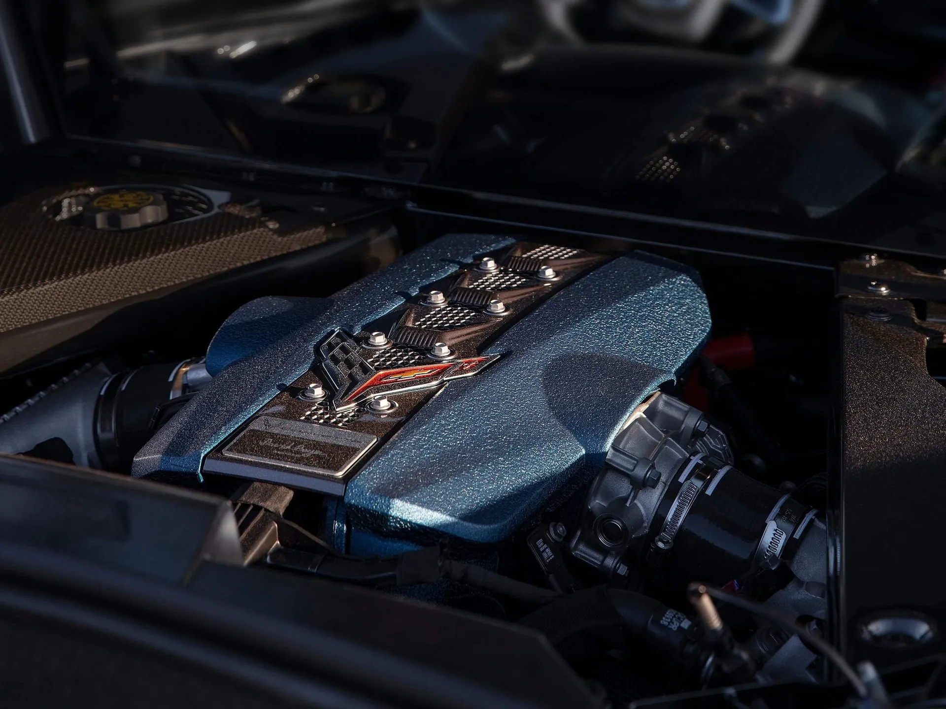 Chevrolet Corvette ZR1 (2025) – motorový prostor