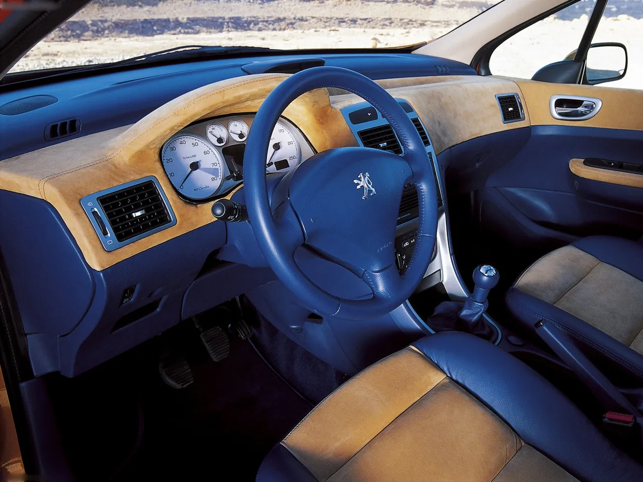 Peugeot 307 Cameleo Concept (2001) – interiér