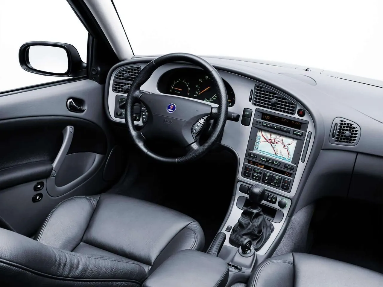 Saab 95 Aero Sedan (2003) – interiér