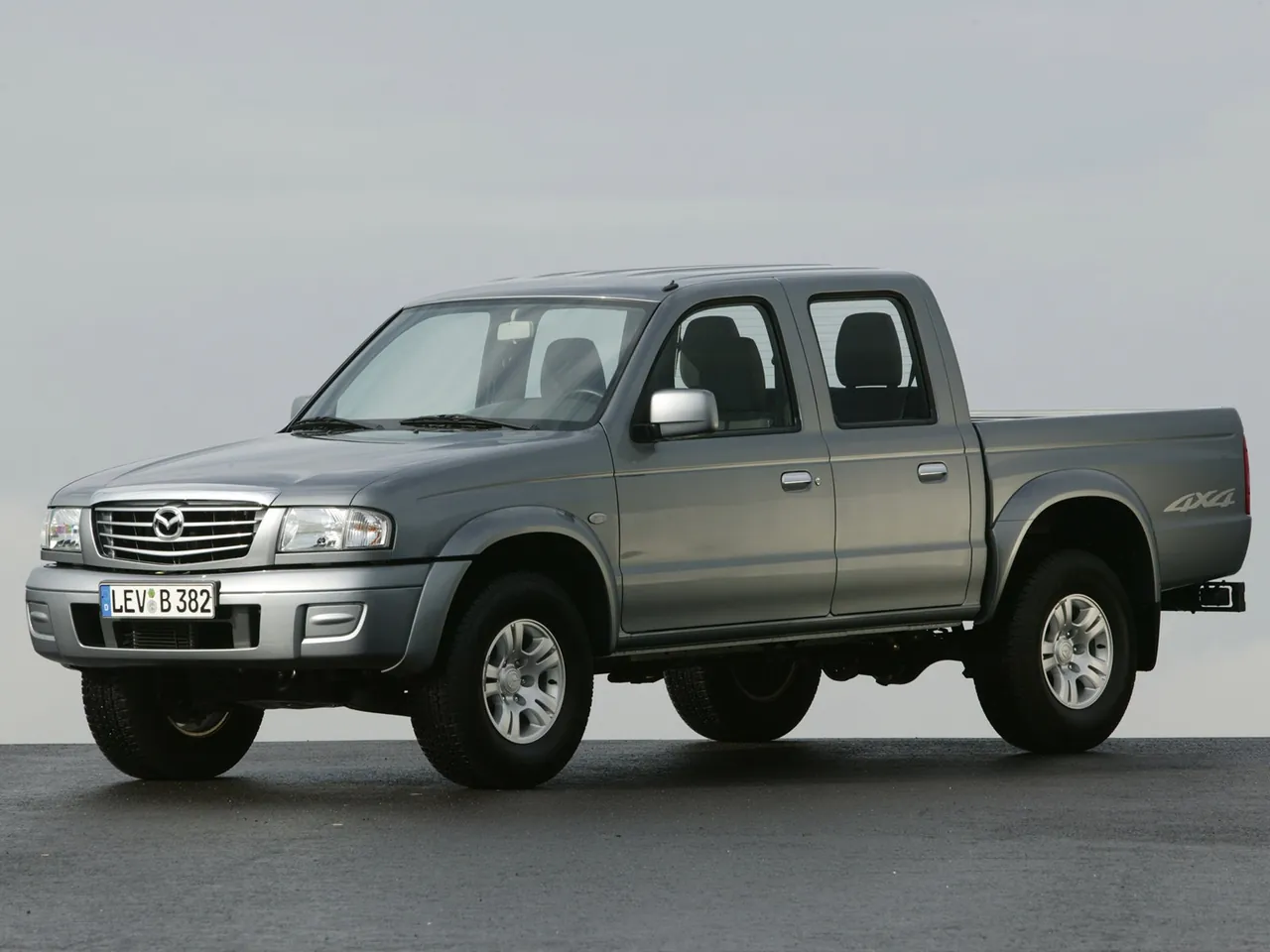 Mazda B2500 (2004)