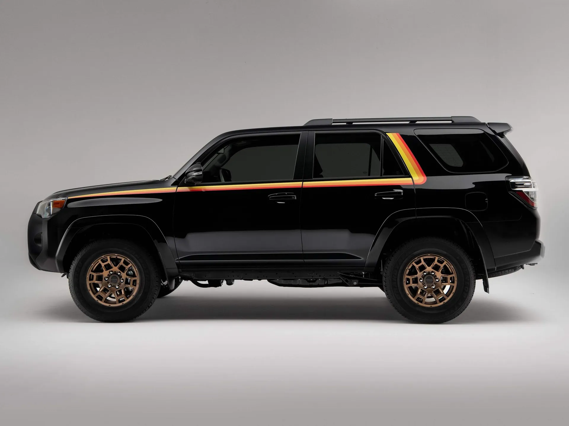 Toyota 4Runner 40th Anniversary (2023) – boční profil