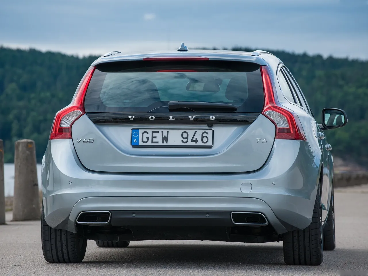 Volvo V60 (2014) – zezadu