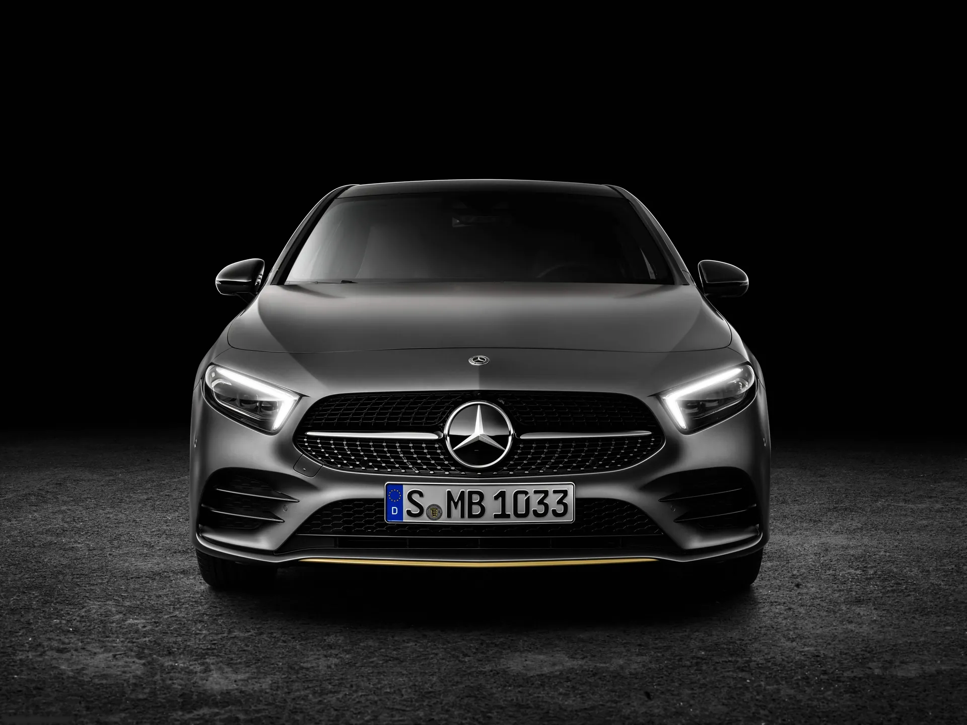 Mercedes-Benz A-Class (2019) - Front