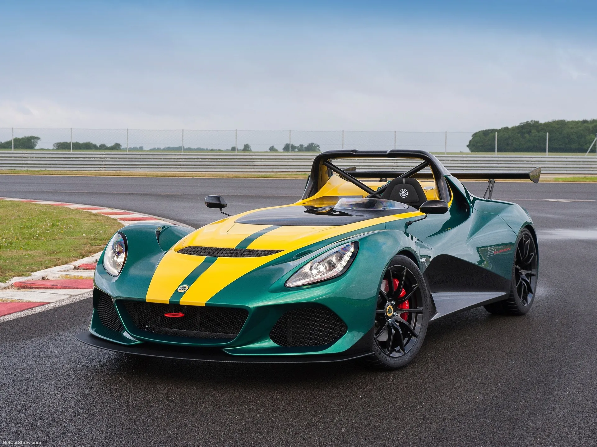 Lotus 3-Eleven (2016)