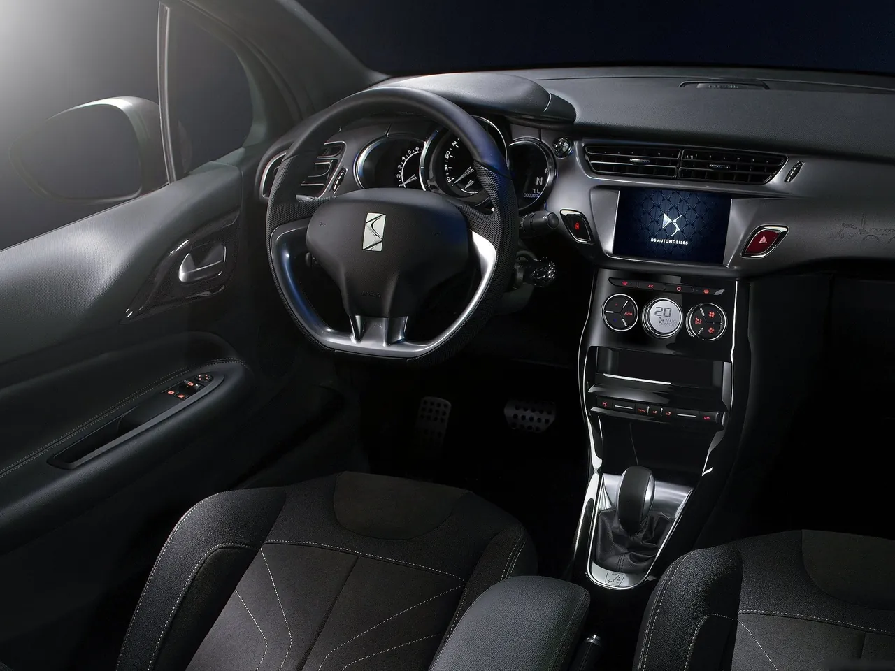 DS 3 (2016) – interiér