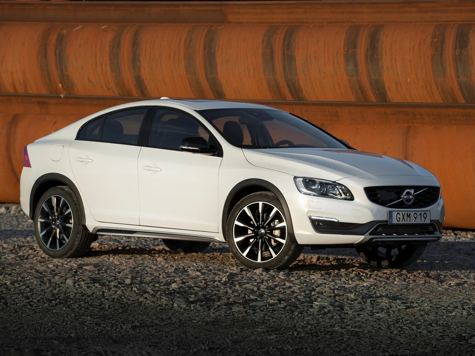 Volvo S60 Cross Country (2016)