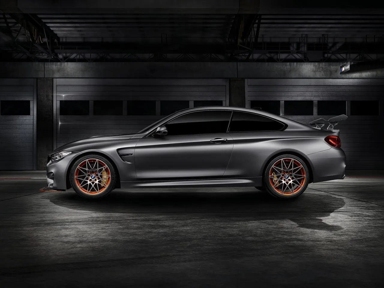 BMW M4 GTS Concept (2015) – boční profil