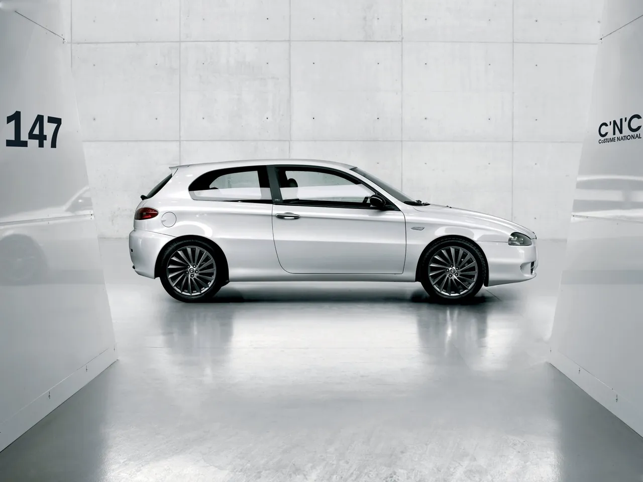 Alfa Romeo 147 CnC (2007) - Side Profile