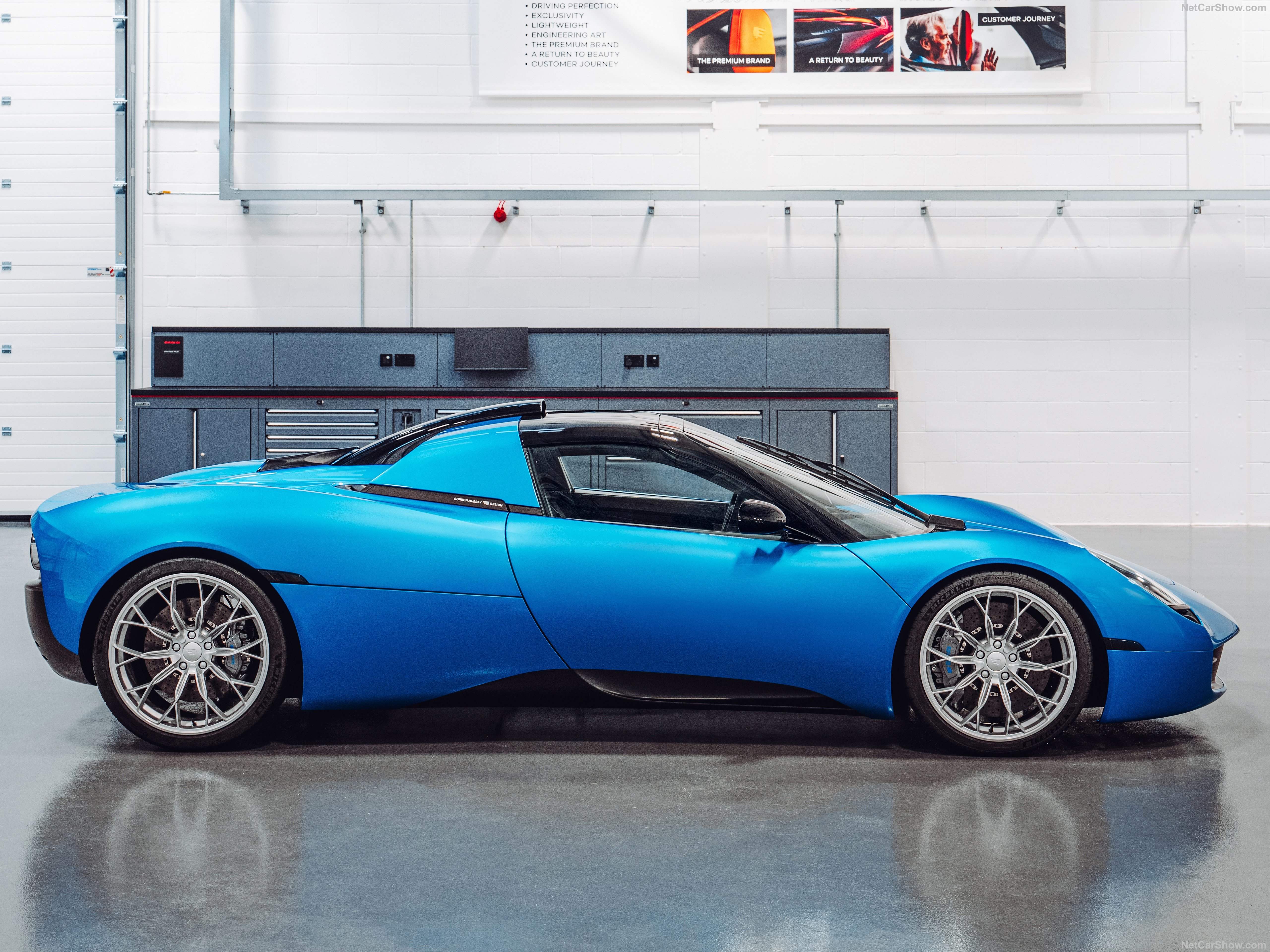 Gordon Murray T.33 Spider (2024) – boční profil