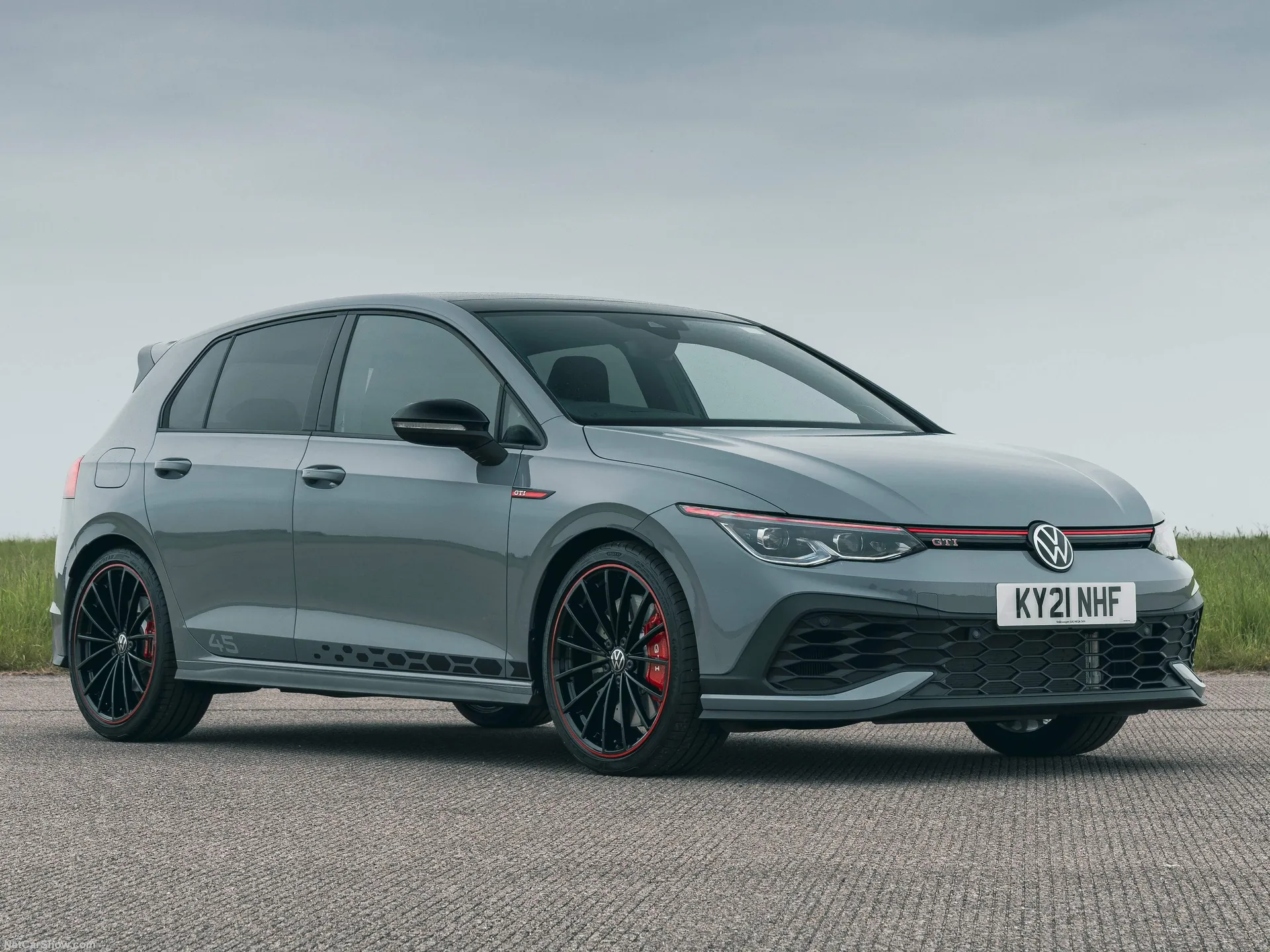 Volkswagen Golf GTI Clubsport 45 (2021)