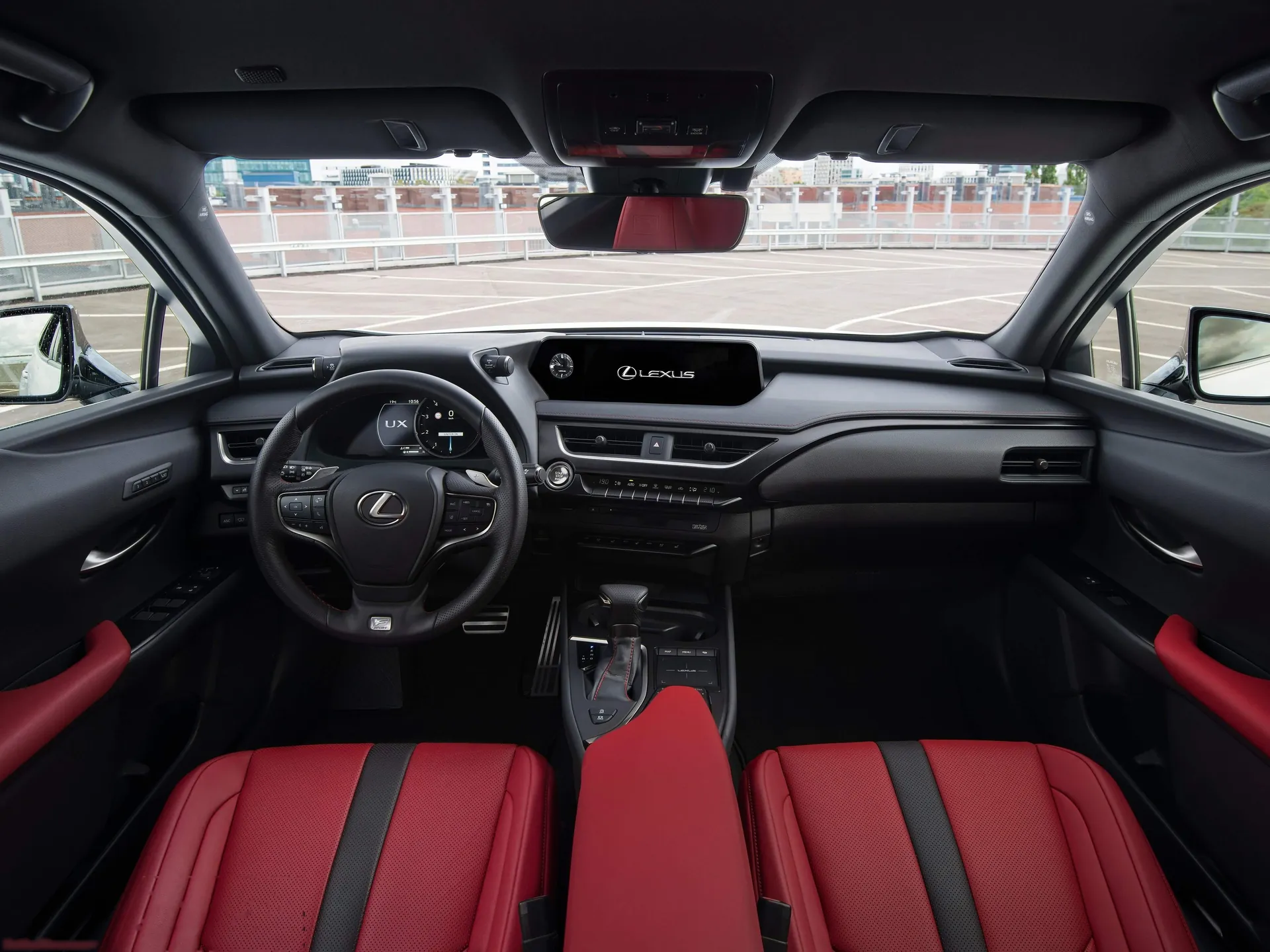 Lexus UX (2019) – interiér