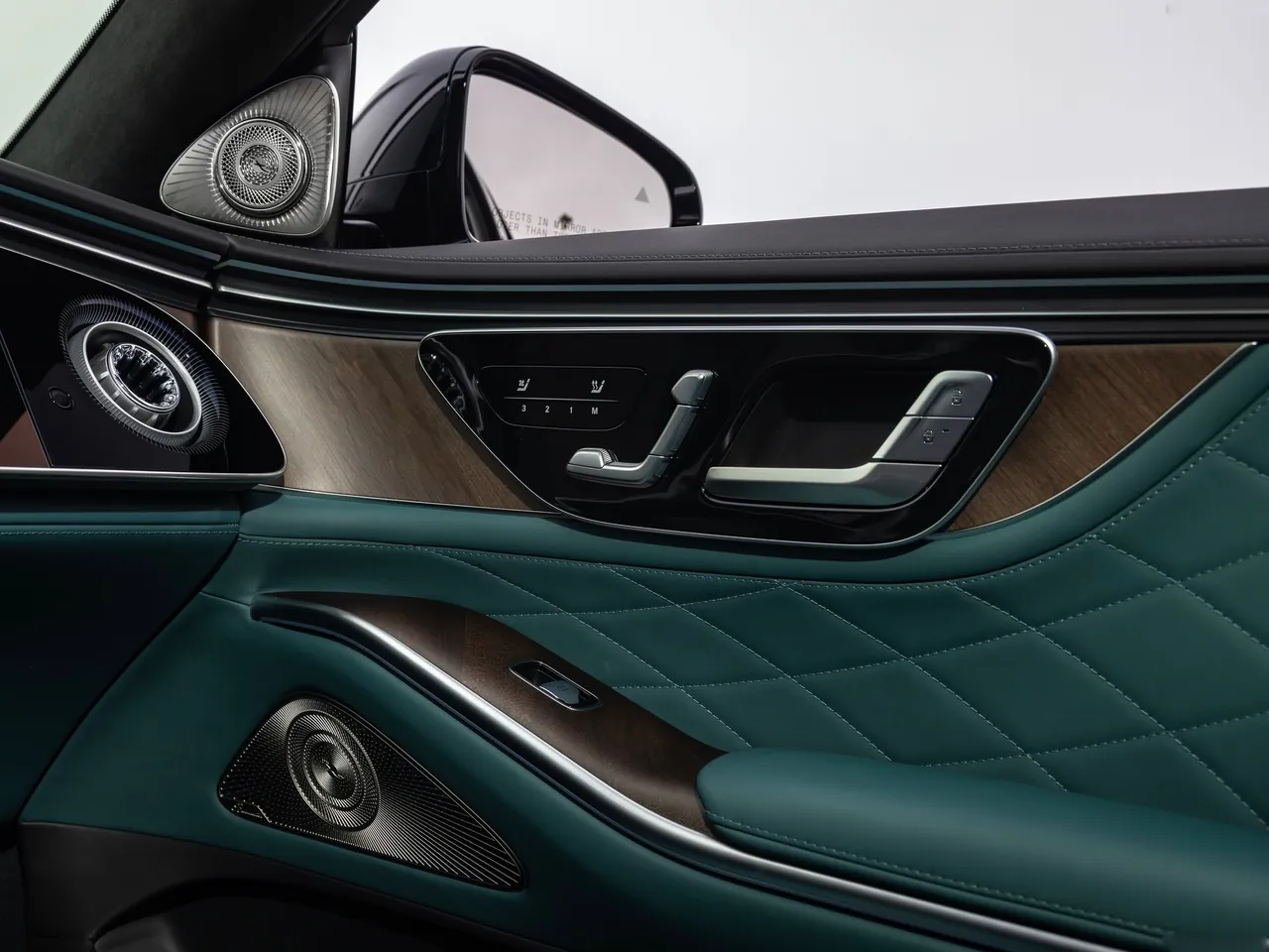 Mercedes-Benz S580 4Matic Maybach [US] (2027)