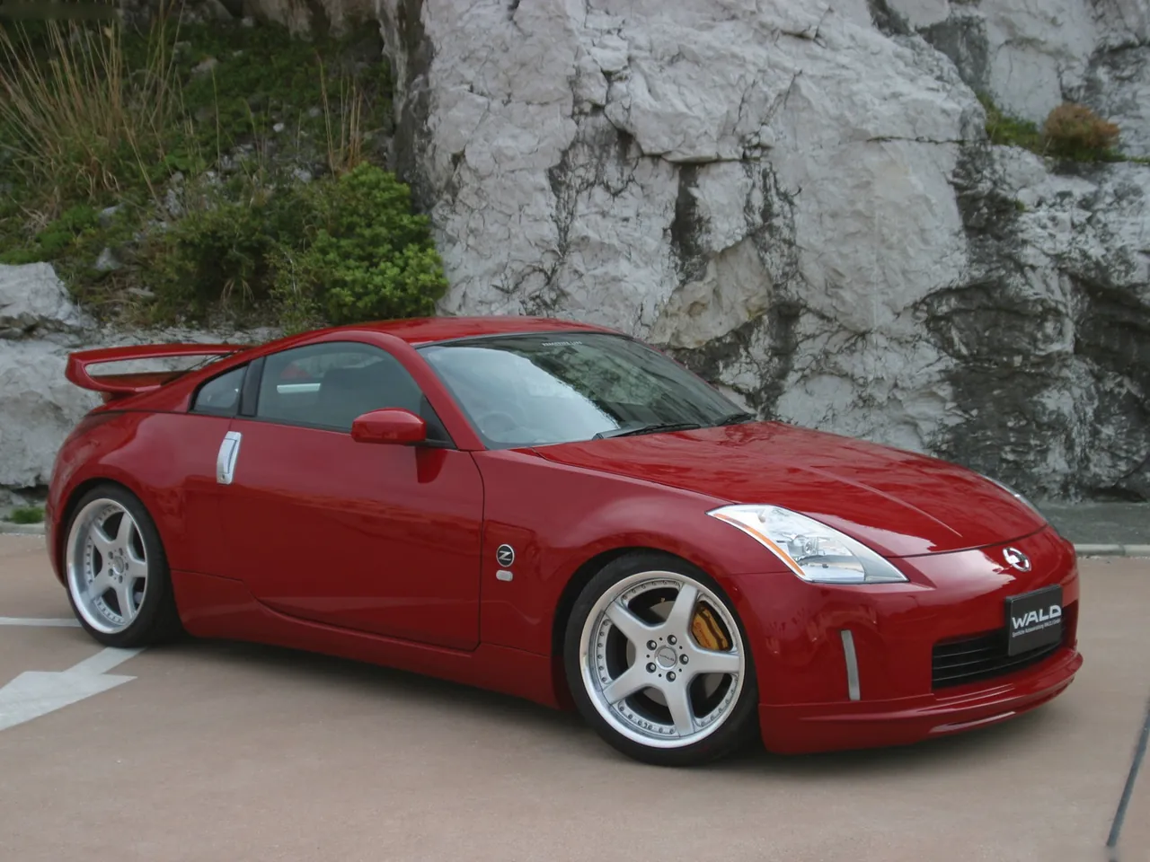 Wald Nissan Z33 (2003)