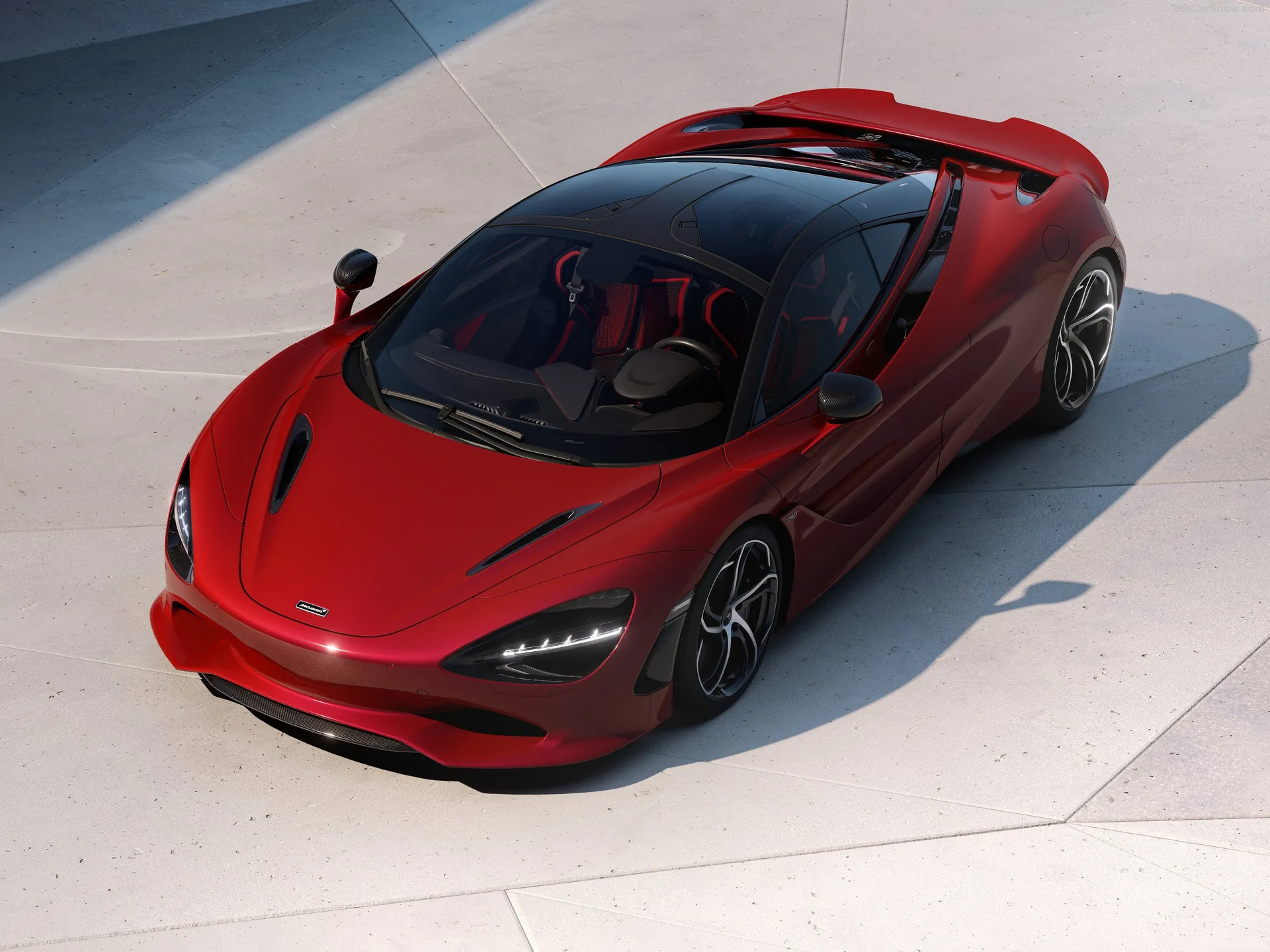 McLaren 750S (2024)