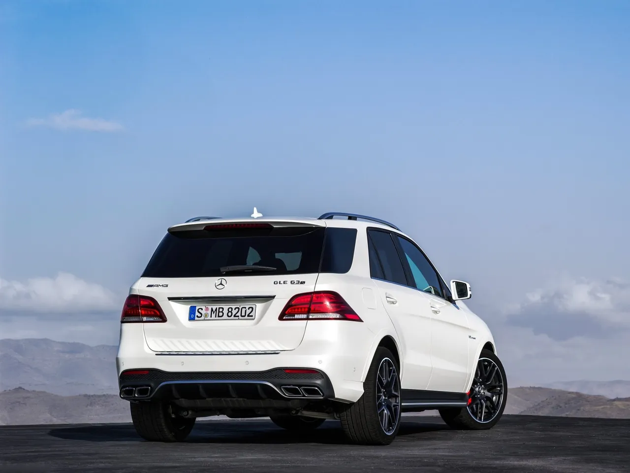 Mercedes-Benz GLE 63 AMG (2016) - Rear Three-Quarter