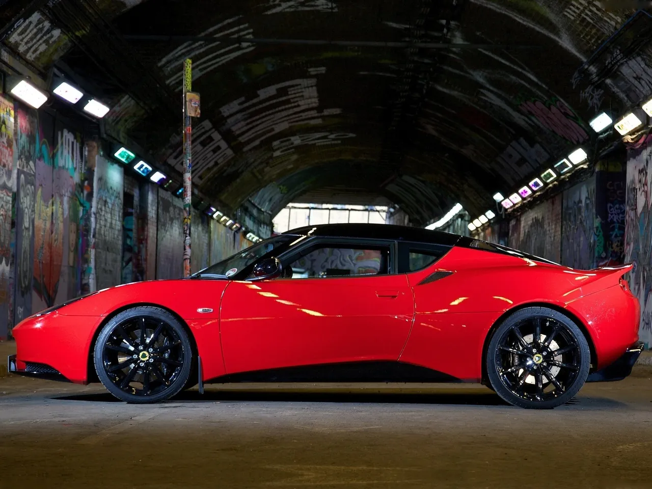 Lotus Evora Sports Racer (2013) – boční profil