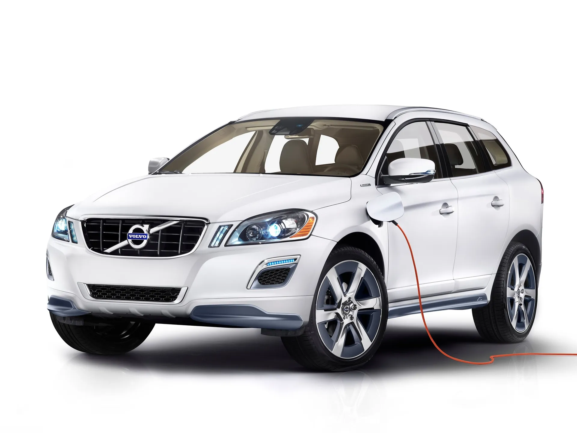 Volvo XC60 Plug-in Hybrid Concept (2012)