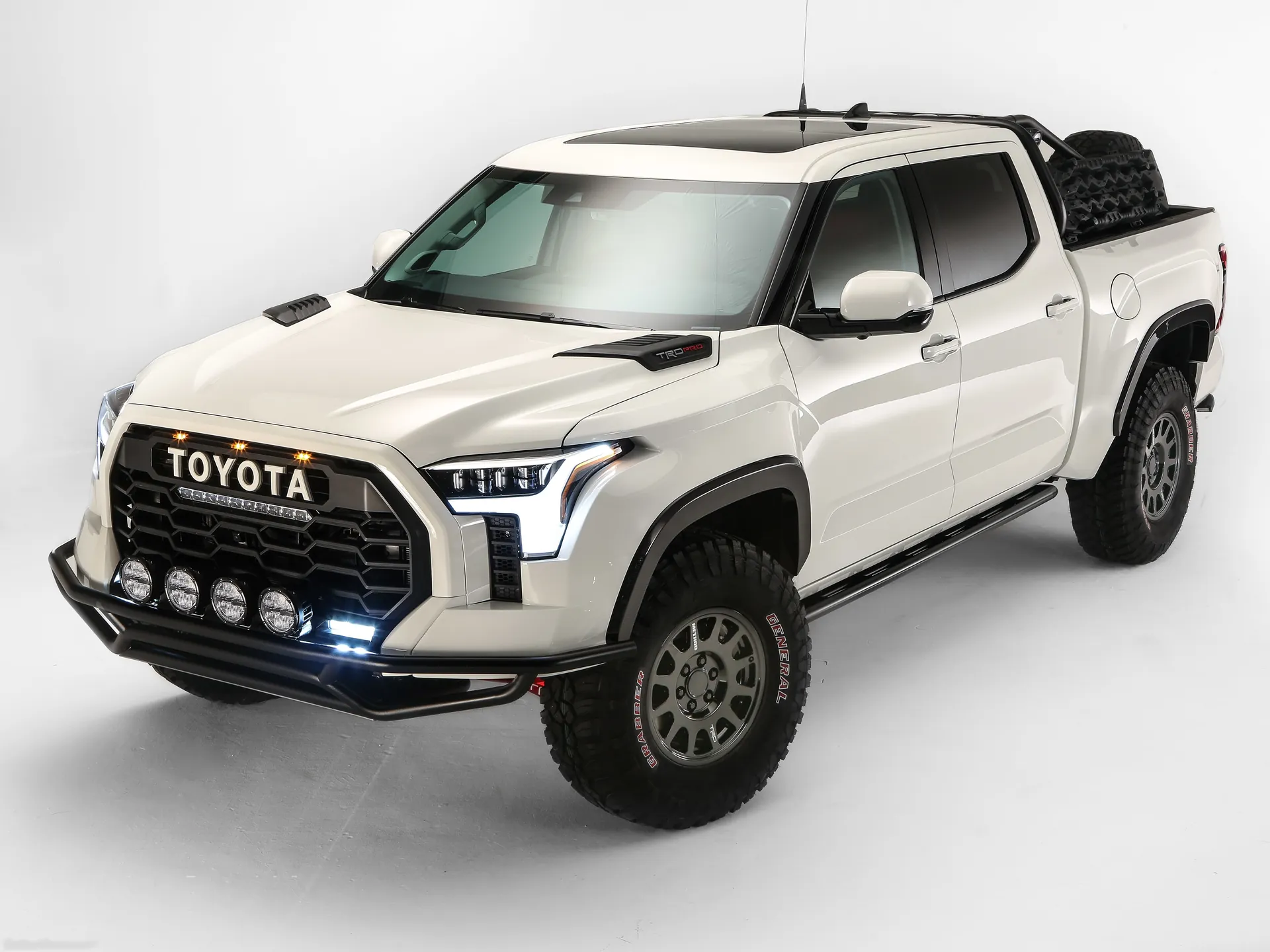 Toyota Tundra TRD Desert Chase SEMA Concept (2021)