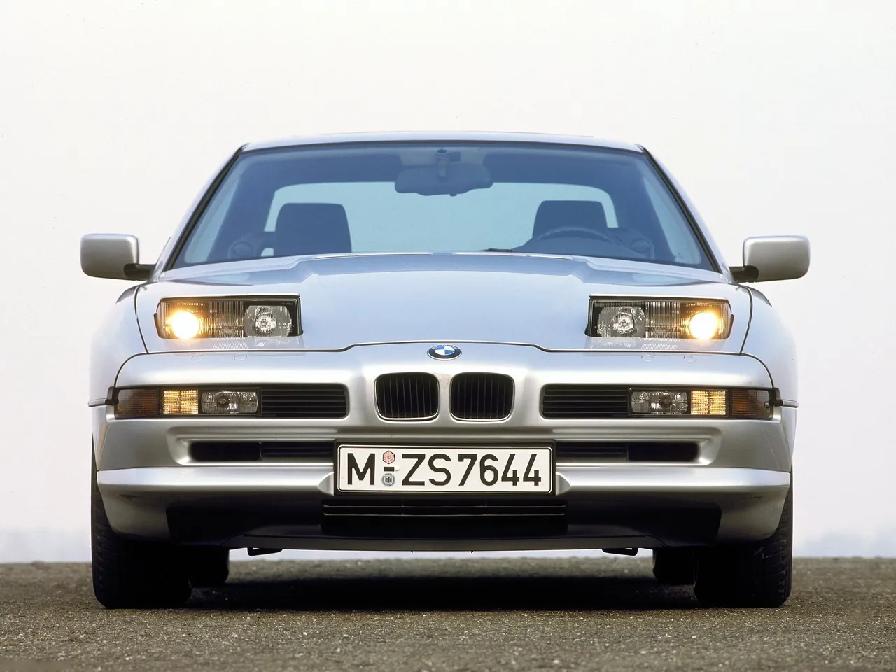 BMW 8 Series (1989) – zepředu