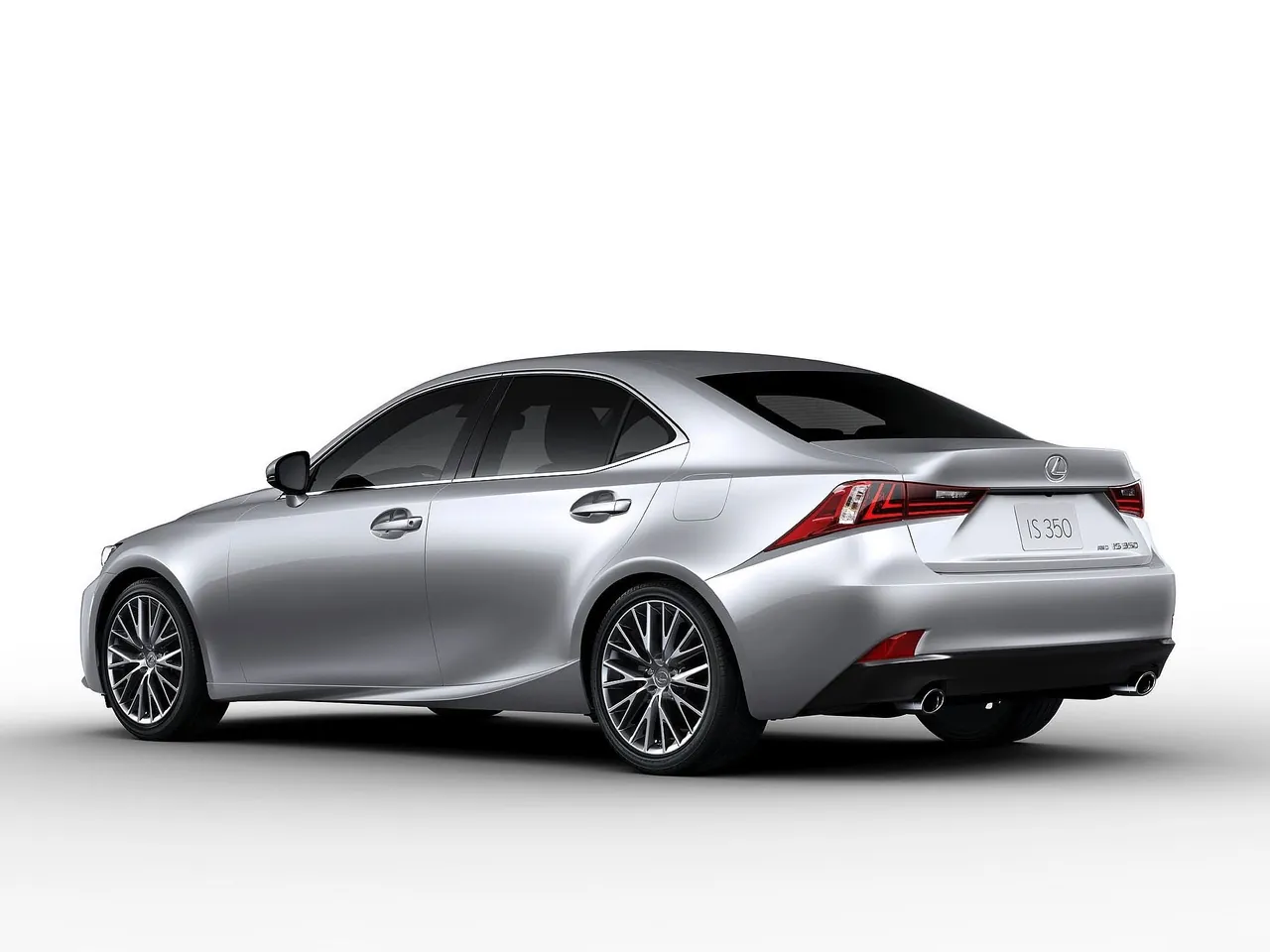 Lexus IS [US] (2014) – zadní tříčtvrteční pohled