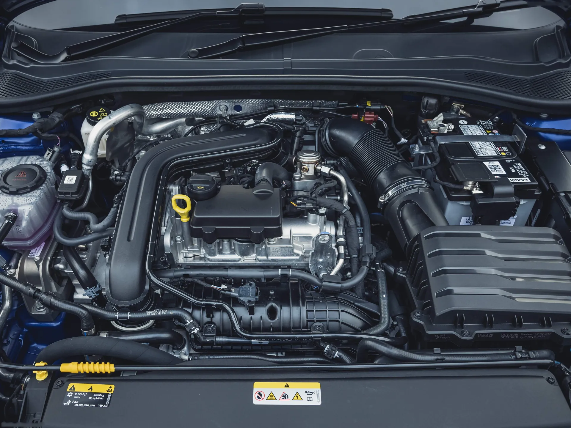 Seat Leon [UK] (2020) – motorový prostor