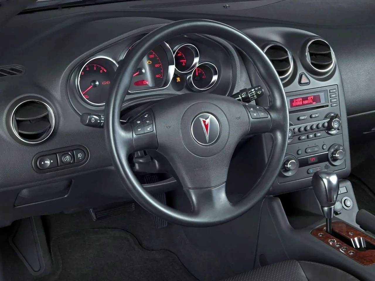 Pontiac G6 GTP Convertible (2006) – interiér