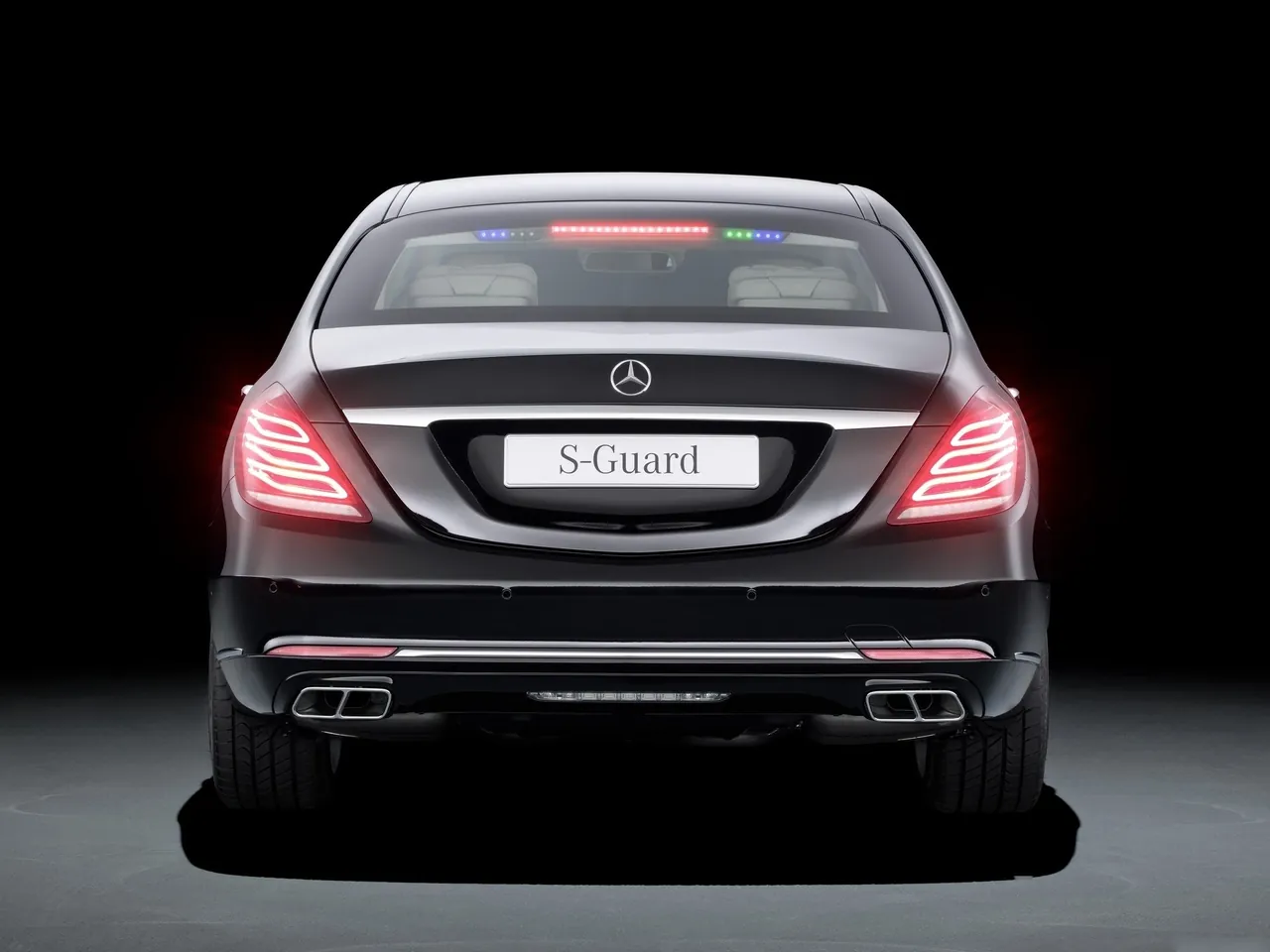 Mercedes-Benz S600 Guard (2015) - Rear