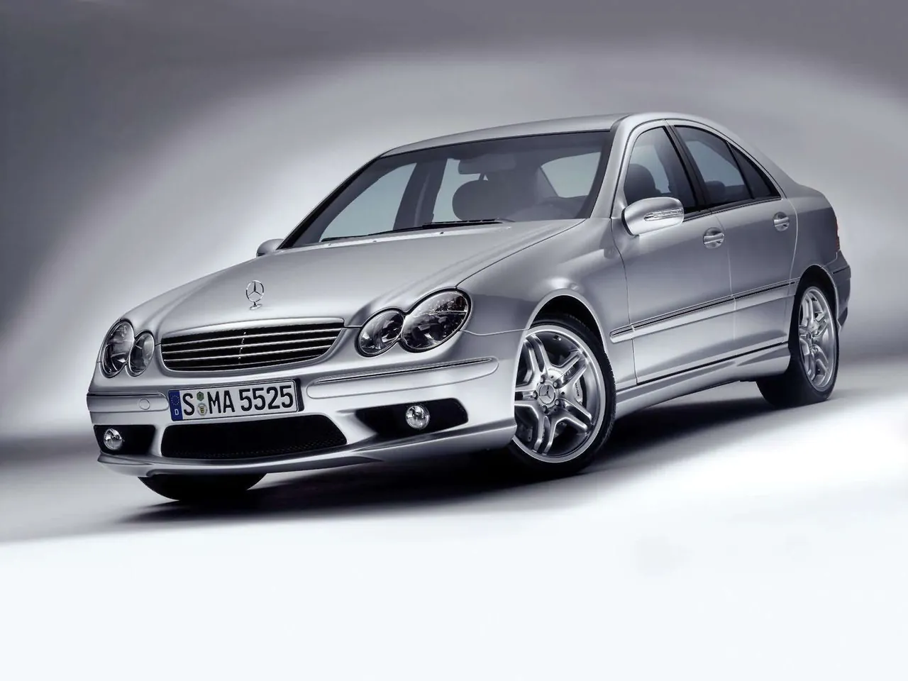 Mercedes-Benz C55 AMG (2004)