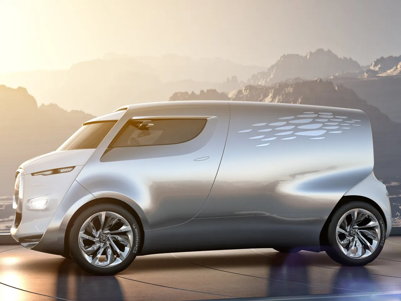 Citroen Tubik Concept (2011) – boční profil