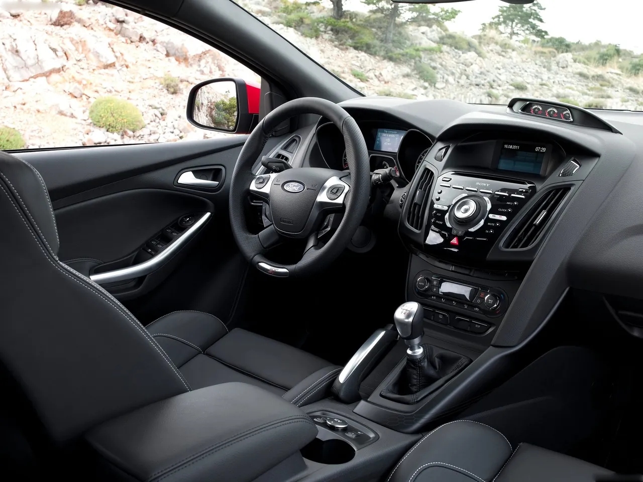 Ford Focus ST (2013) – interiér