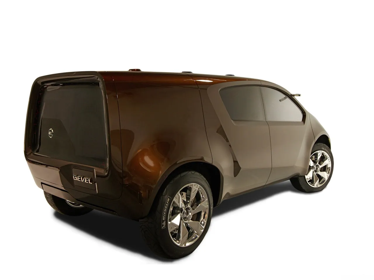 Nissan Bevel Concept (2007) – zadní tříčtvrteční pohled