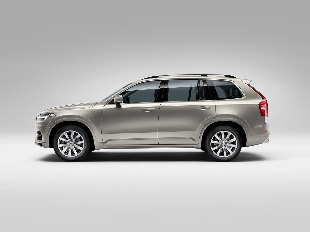 Volvo XC90 (2015) – boční profil