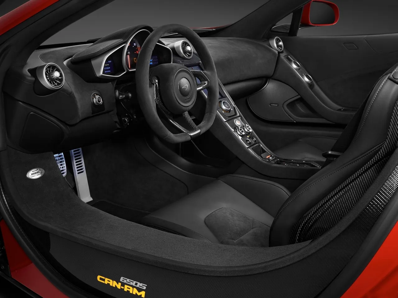 McLaren 650S Can-Am (2016) – interiér