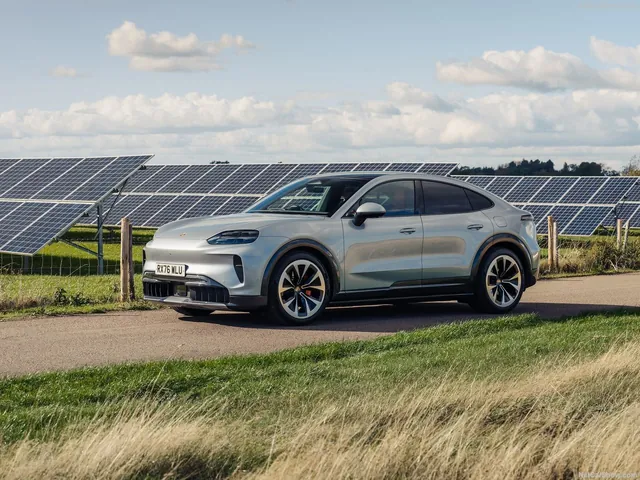 Porsche Cayenne S Coupe Electric [UK] (2027)