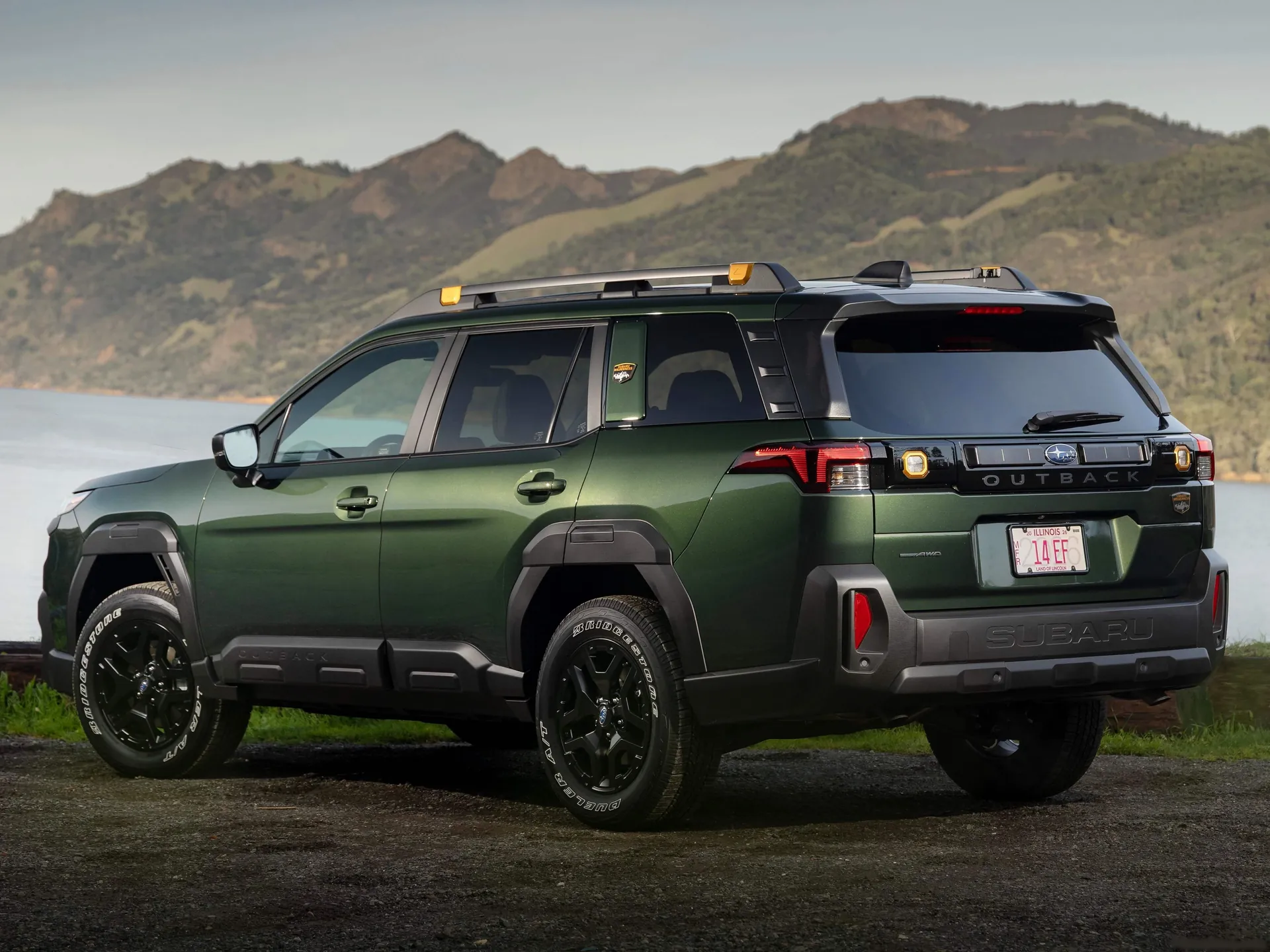 Subaru Outback Wilderness (2026) – zadní tříčtvrteční pohled