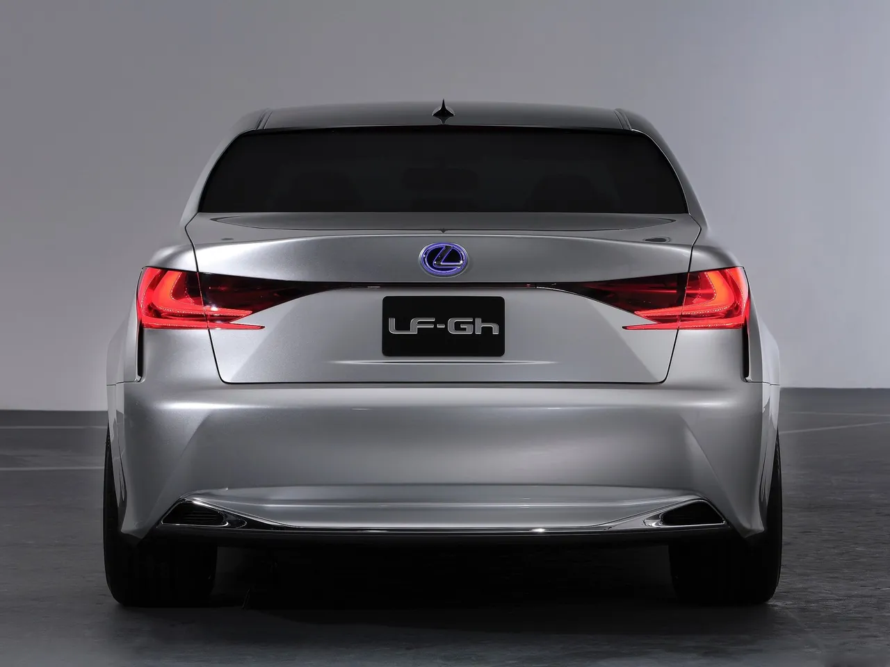 Lexus LF-Gh Concept (2011) – zezadu