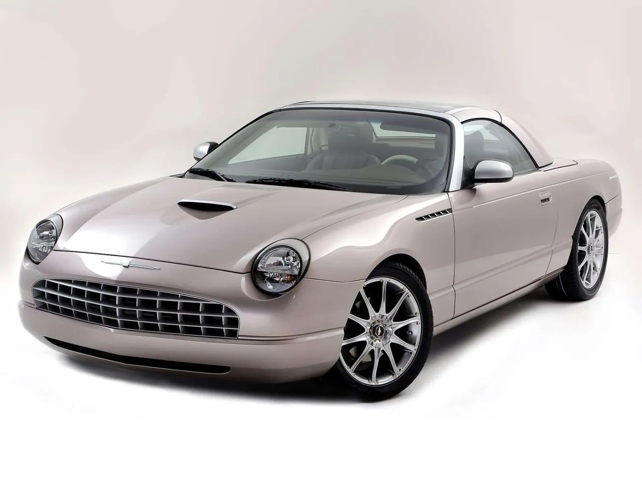 Valmet Thunderbird Glass Roof Concept (2003)