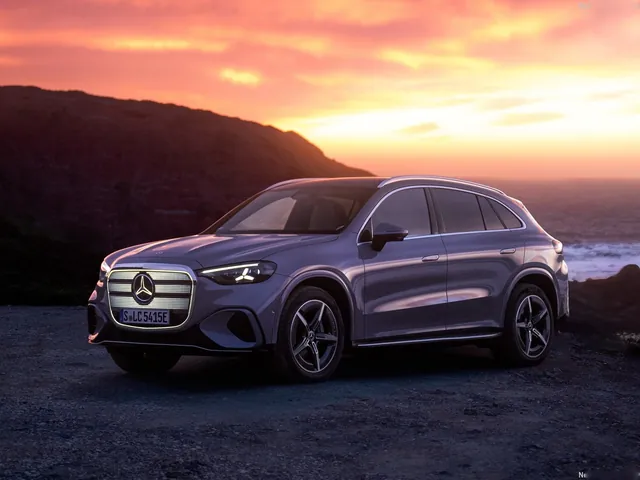 Mercedes-Benz GLC EV (2026)